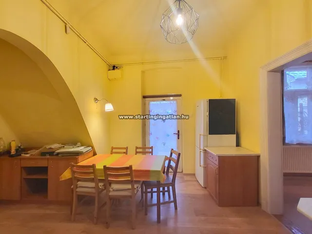 Kiadó ház Budapest XV. kerület, Rákospalota, Rigmus utca 96 nm