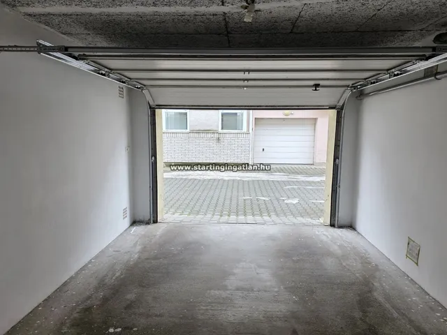 Eladó garázs Budapest III. kerület, Csillaghegy, Róza köz 18 nm