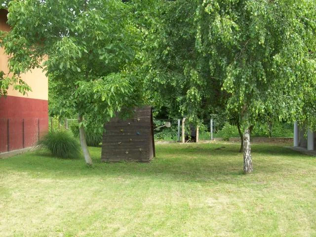 Eladó telek Rakamaz 300 nm