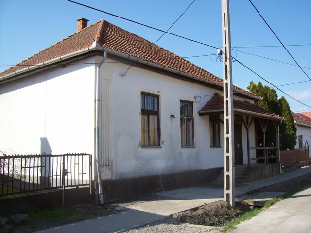 Eladó ház Bodrogolaszi 205 nm