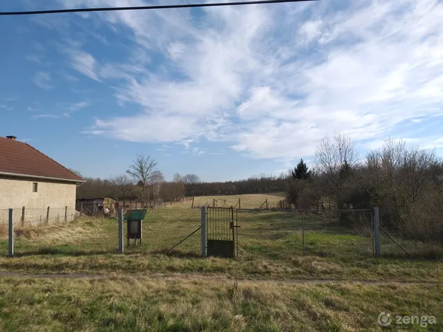 Eladó telek Somogyvár 5560 nm