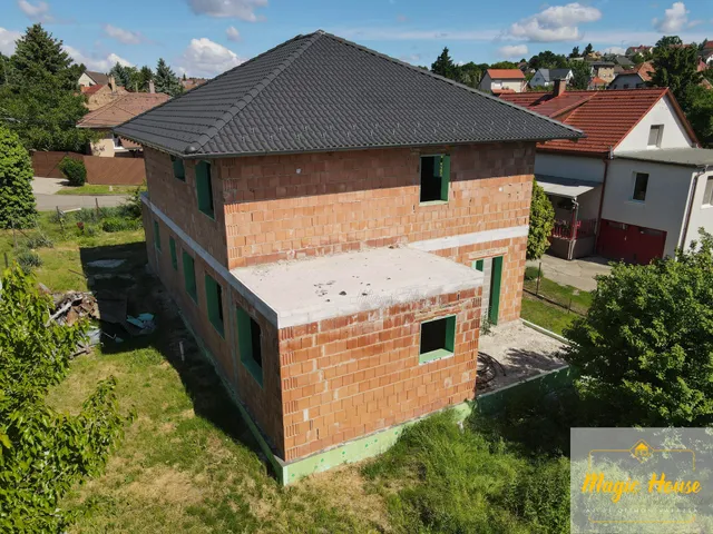 Eladó ház Érd 194 nm