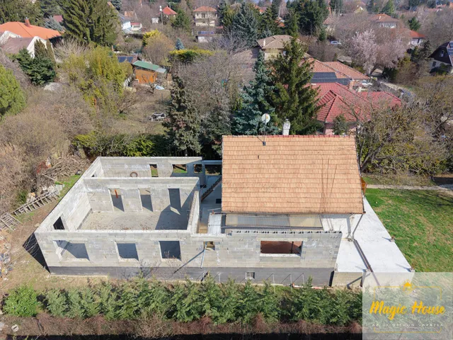 Eladó ház Érd, Fenyves-Parkváros 312 nm