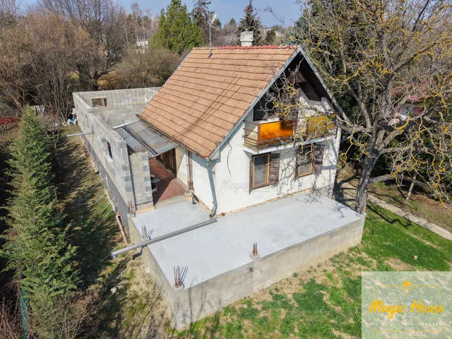 Eladó ház Érd, Fenyves-Parkváros 312 nm