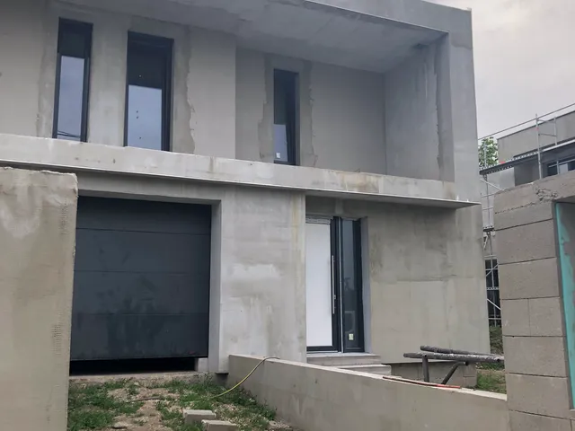 Eladó ház Biatorbágy 197 nm