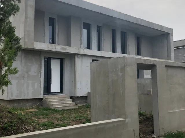 Eladó ház Biatorbágy 200 nm