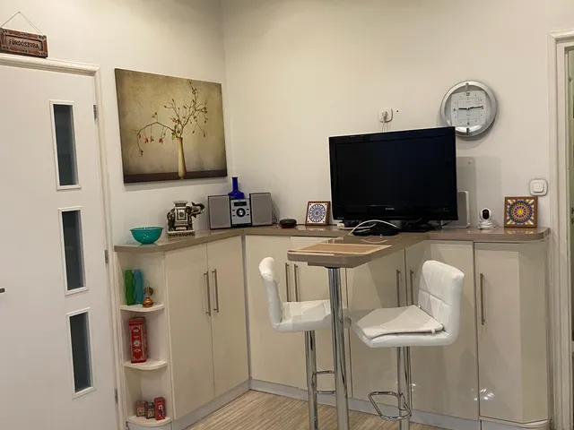 Kiadó lakás Budapest V. kerület, Belváros, Szemere utc 37 nm
