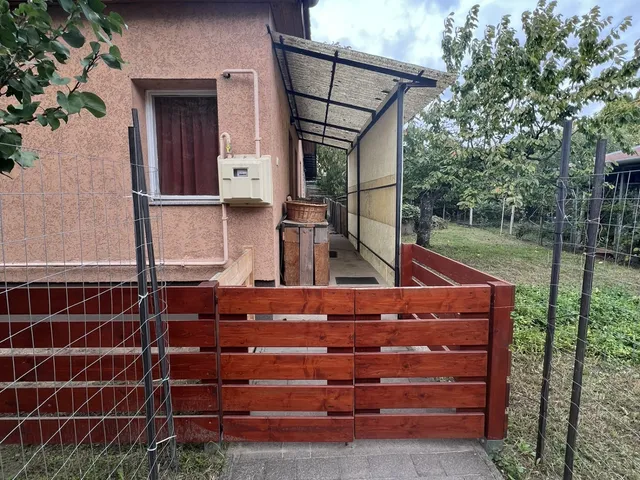 Eladó ház Fót, Kisalag 50 nm