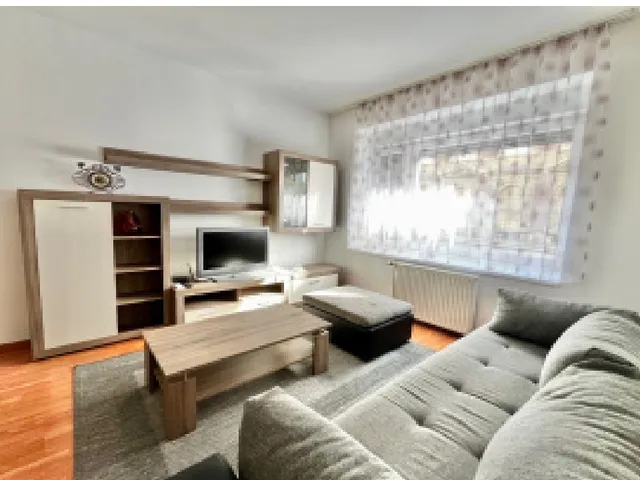 Eladó lakás Budapest VI. kerület 40 nm