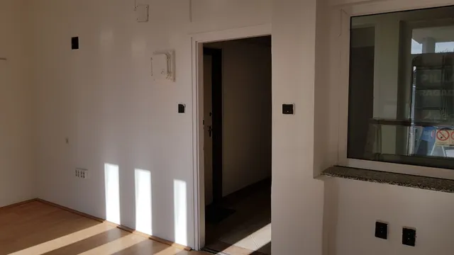 Kiadó kereskedelmi és ipari ingatlan Pécs, Ispitaalja 16 nm