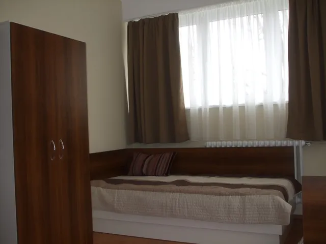 Kiadó lakás Pécs, Ispitaalja 45 nm