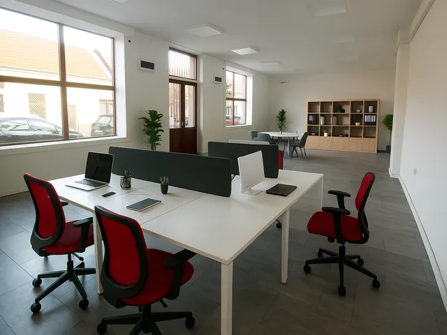 Eladó kereskedelmi és ipari ingatlan Tata, Óváros 75 nm