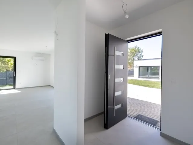 Eladó ház Székesfehérvár, Öreghegy 213 nm