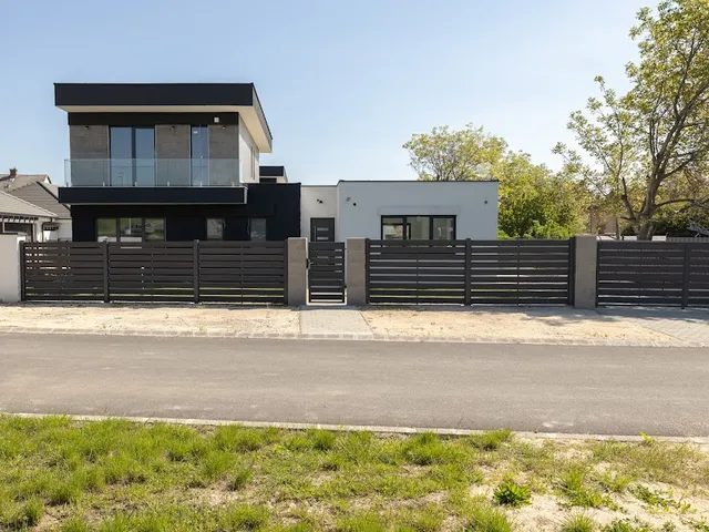 Eladó ház Székesfehérvár, Öreghegy 205 nm