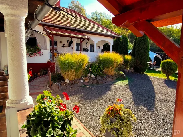 Eladó ház Egerszalók, Kossuth Lajos út 51. 300 nm