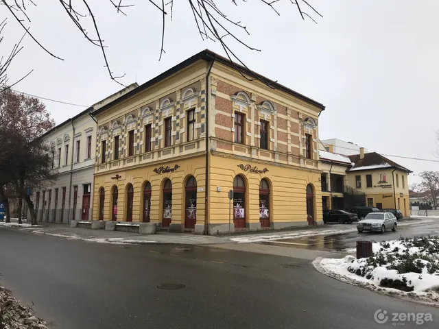 Eladó kereskedelmi és ipari ingatlan Hajdúnánás, Bocskai utca 2-4. 200 nm