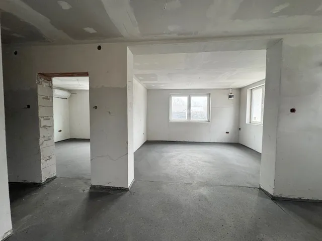 Eladó ház Fót, Öregfalu 170 nm