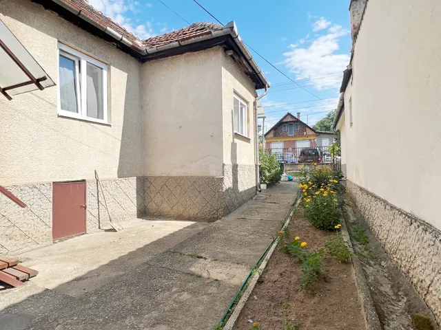 Eladó ház Fót, Fótújfalu 62 nm