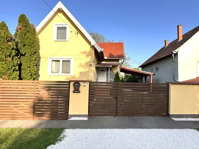 Eladó ház Szolnok, Szandaszőlős 105 nm
