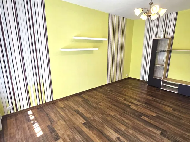 Eladó lakás Szolnok, Széchenyi-lakótelep 51 nm