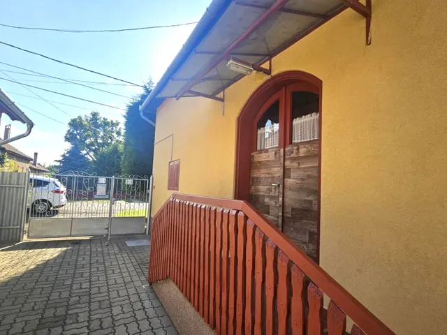 Eladó ház Rákóczifalva 82 nm