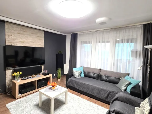 Eladó lakás Szolnok 63 nm