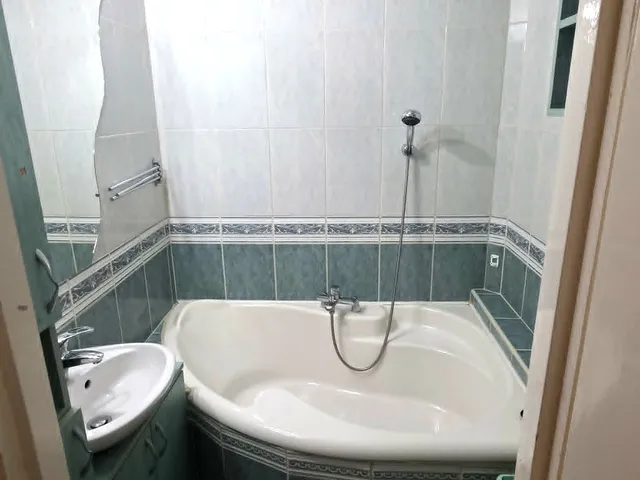 Eladó lakás Szolnok, Széchenyi-lakótelep, Hild Viktor út 54 nm