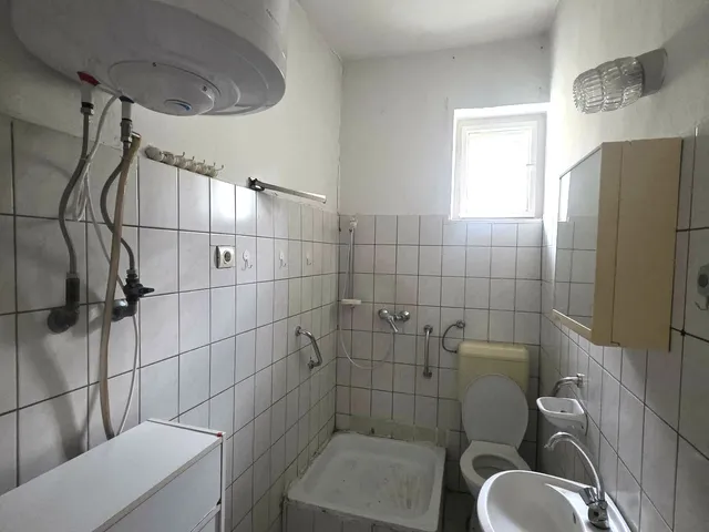 Eladó ház Újszász, Ady Endre út 69 nm