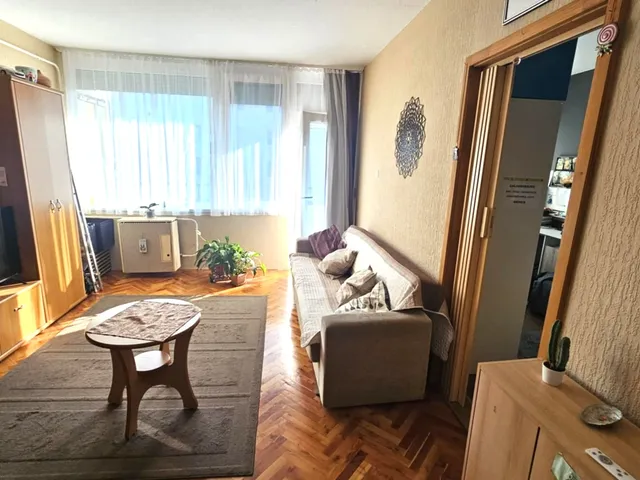 Eladó lakás Szolnok 58 nm