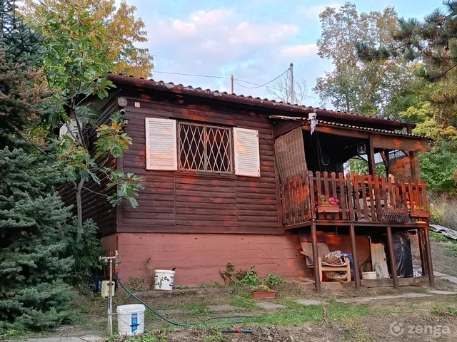 Eladó üdülő és hétvégi ház Solt 32 nm