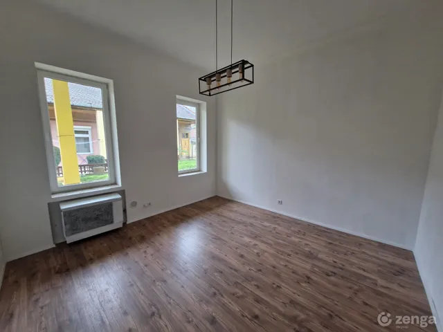 Eladó lakás Budapest XV. kerület, Rákospalota 30 nm