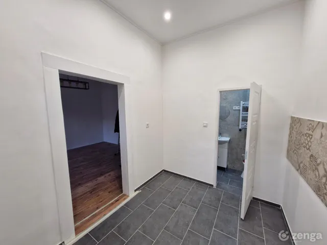 Eladó lakás Budapest XV. kerület, Rákospalota 30 nm