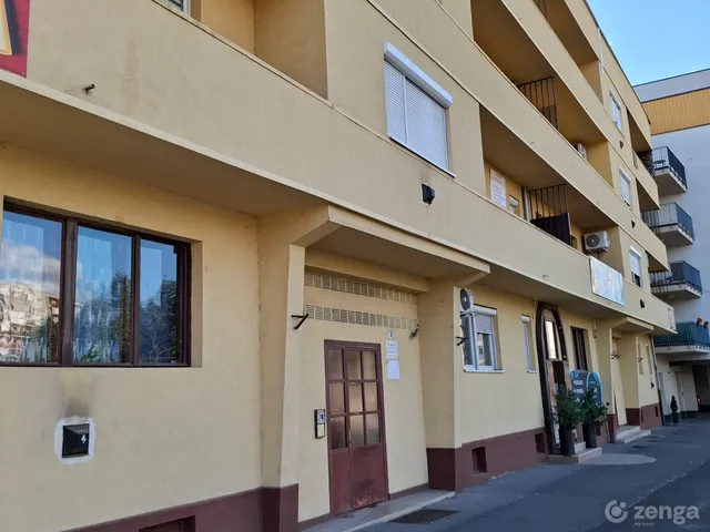 Eladó lakás Miskolc, Népkert 39 nm