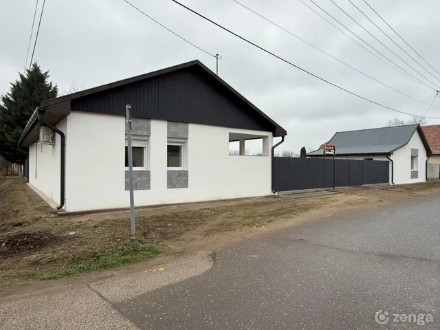 Eladó ház Jászfényszaru 75 nm