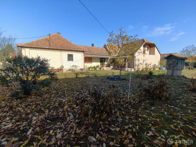 Eladó ház Juta 180 nm