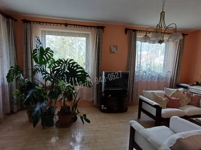 Eladó ház Békéscsaba, Trófea utca 240 nm