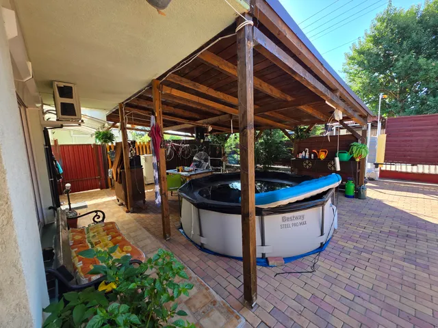 Eladó ház Budapest XVII. kerület, Csabagyöngye, Csabagyöngye utca 66. 70 nm