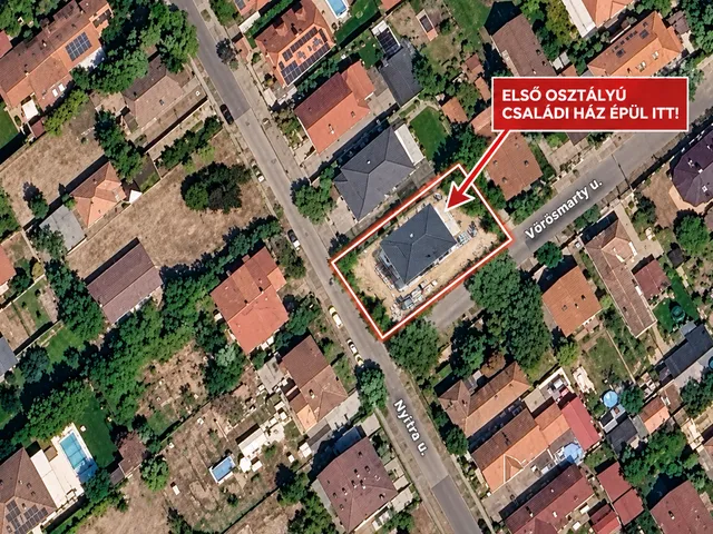 Eladó ház Budapest XVI. kerület, Vörösmarty utca 2 163 nm