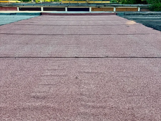 Eladó garázs Dunaújváros, Béke városrész, Budai Nagy ANtal 18 nm