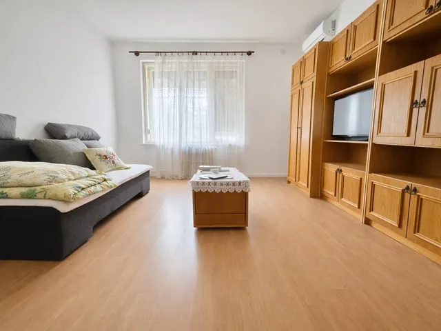 Eladó lakás Dunaújváros, Technikum városrész 35 nm