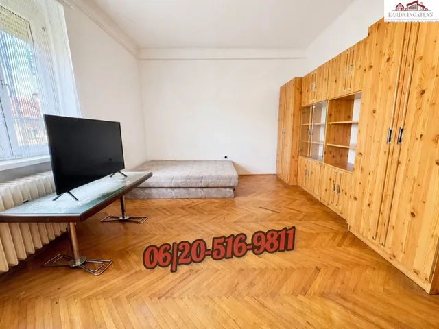 Eladó lakás Dunaújváros, Technikum városrész 35 nm