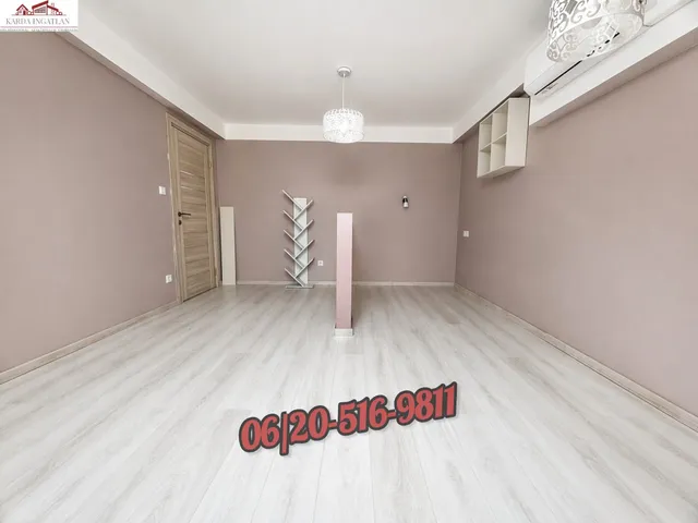 Eladó lakás Dunaújváros, Belváros 32 nm