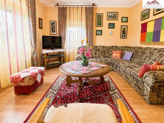 Eladó ház Dunavecse 93 nm