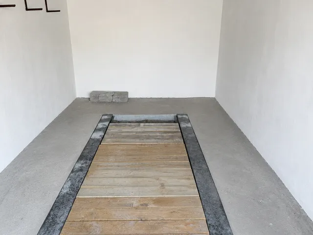Eladó garázs Dunaújváros, Béke városrész, Budai NAgy ANtal 18 nm