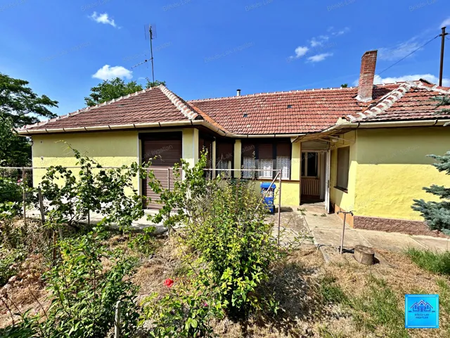 Eladó ház Békés 90 nm