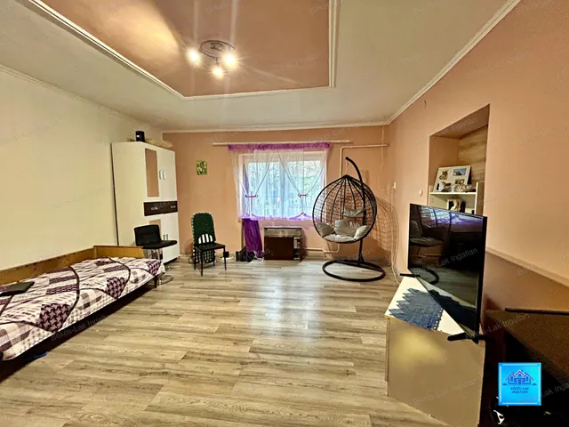 Eladó ház Békés 90 nm