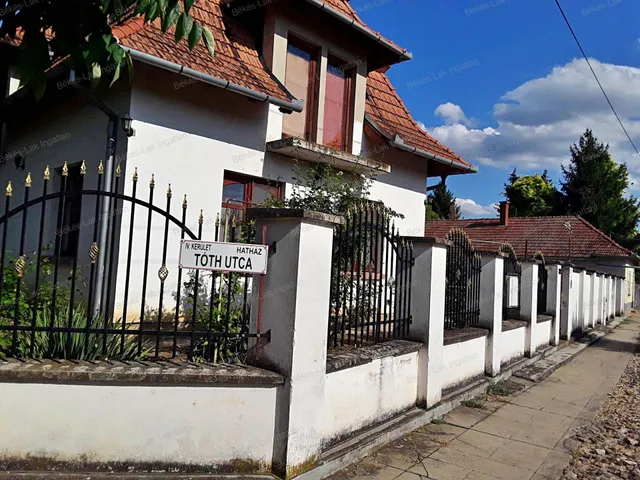 Eladó ház Békés, Belváros 120 nm