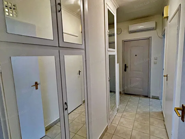 Eladó lakás Békés, Belváros 55 nm