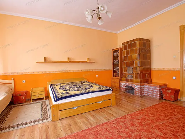 Eladó ház Békés, Belváros 125 nm