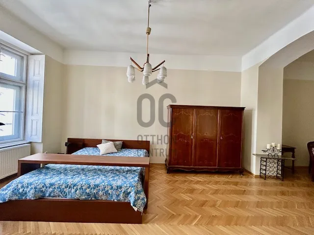 Eladó lakás Budapest VI. kerület 91 nm